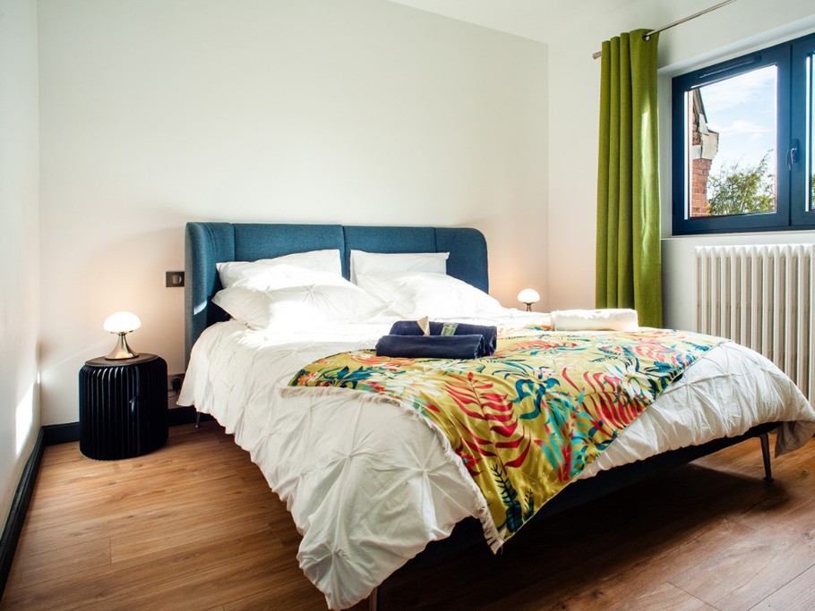 Ti Laouen, Clévacances, chambre 1er étage lit 160
