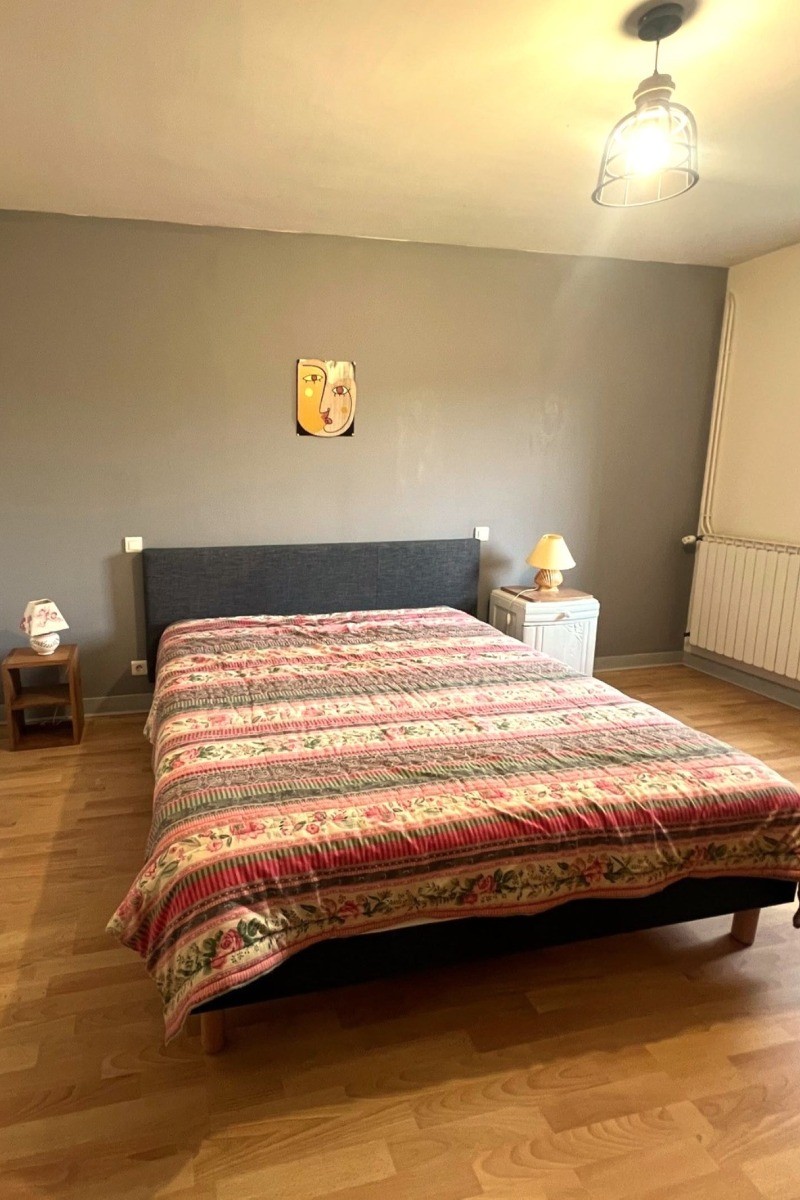 Chambre 2 personnes couchage 160 cm HAUTE VIENNE 87 Bersac sur Rivalier Gîte Chez Charles