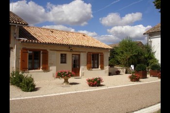 Façade et cour