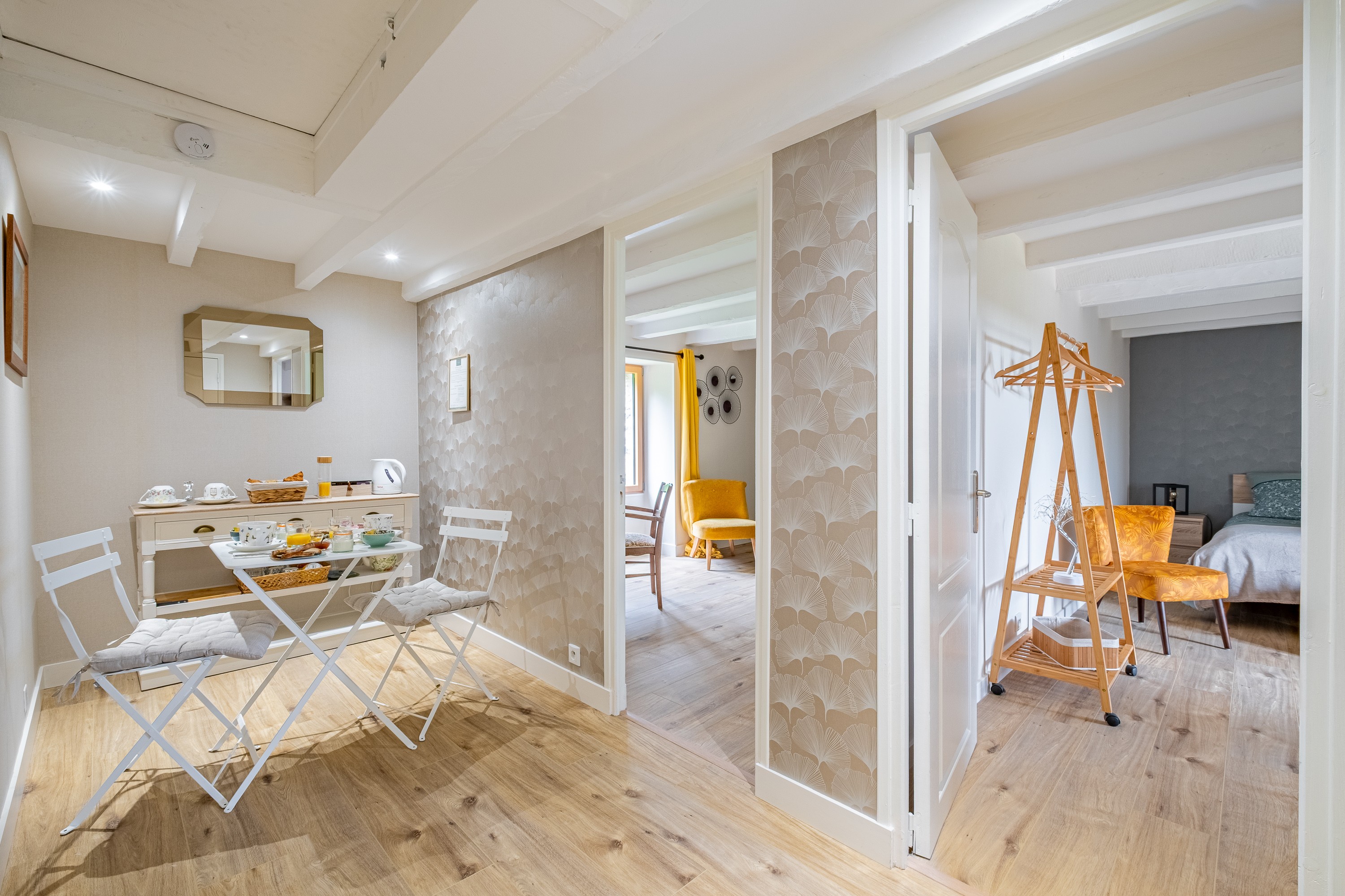 Chambre Côté Cour à gauche et Côté Jardin à droite