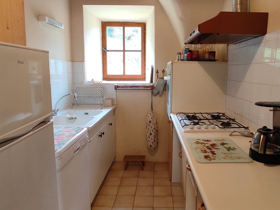 La Cheysserie - Maison forte du 13eme siècle dans la vallée de l'Eyrieux - Cuisine