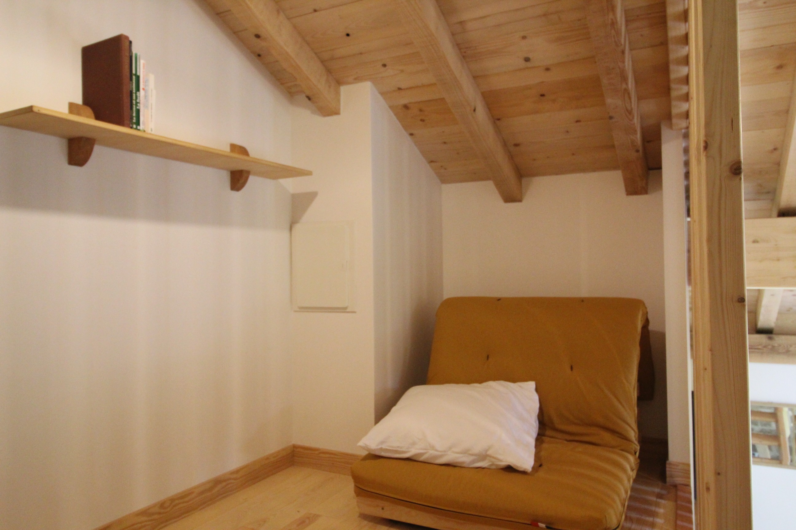 Mezzanine - Les Champs de la Goutte