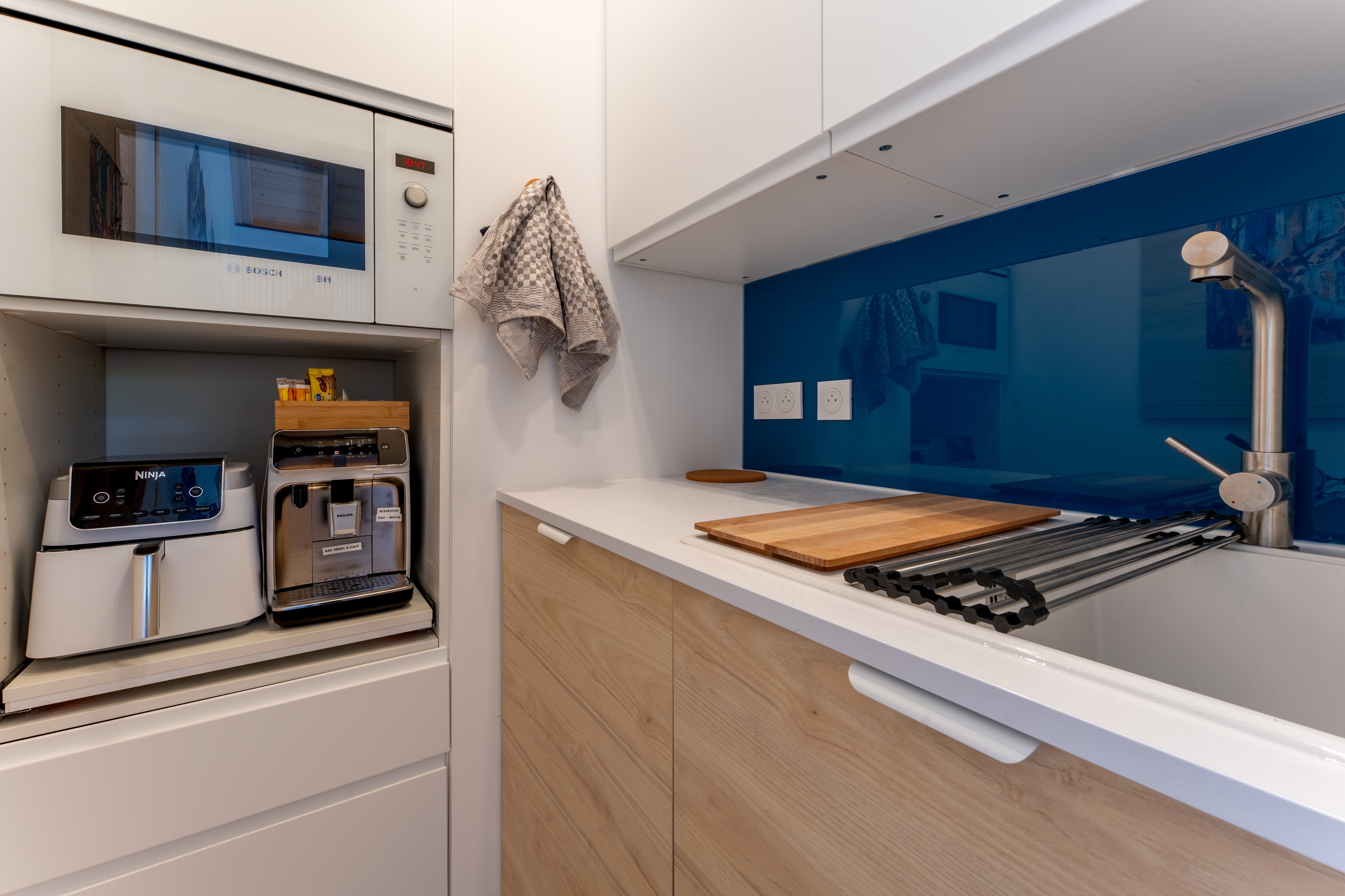 Scandi'Blue Kitchen - Domaine Epic Chalets
