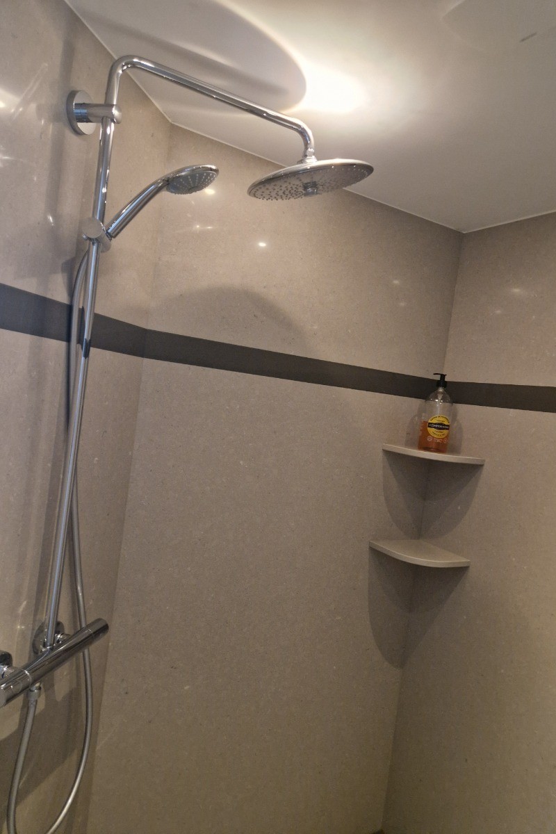 Shower - Gite le Clos des Soeurs