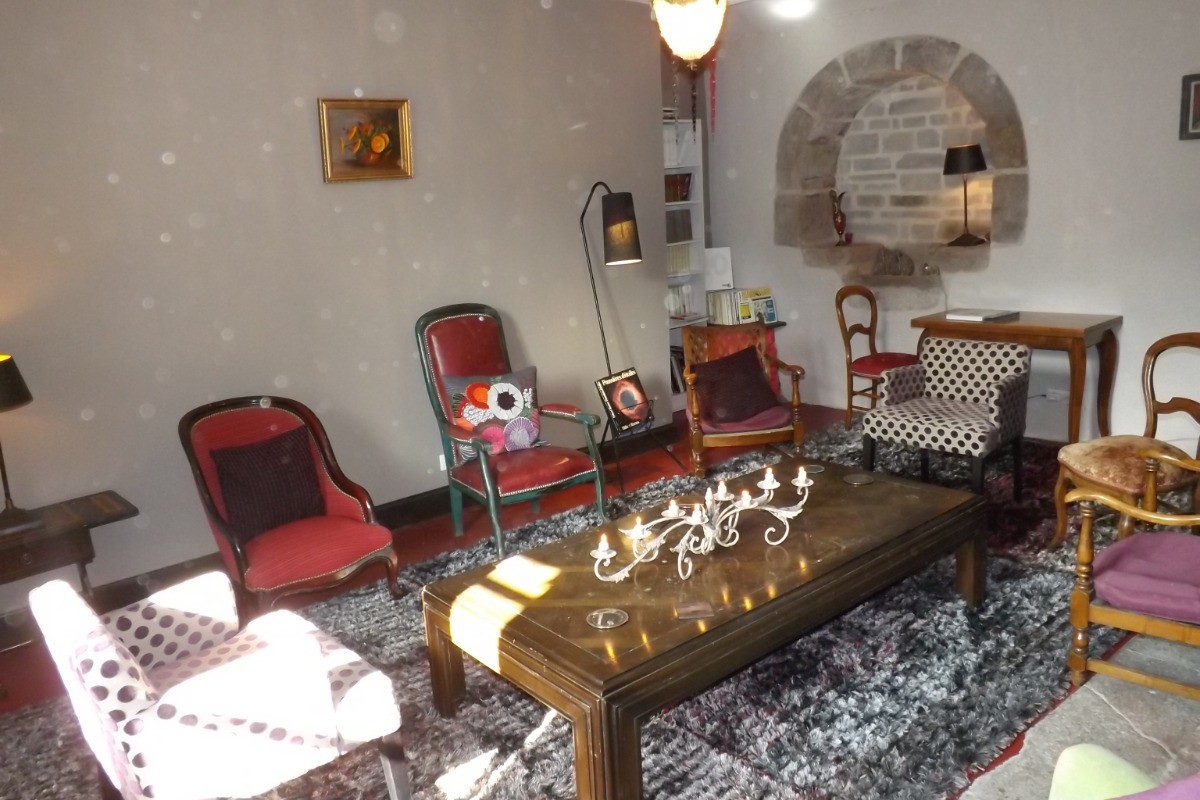 le salon des hôtes