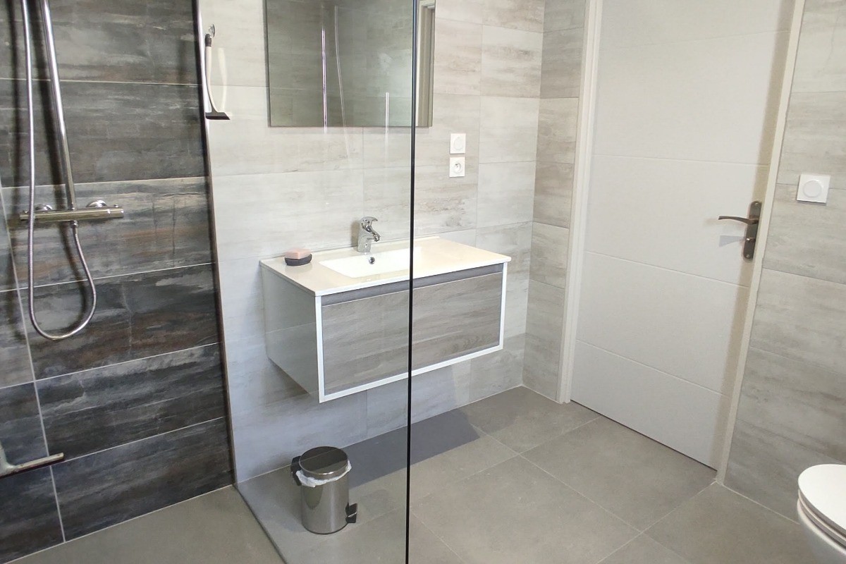 Location de vacances Ruoms - Salle d'eau avec WC