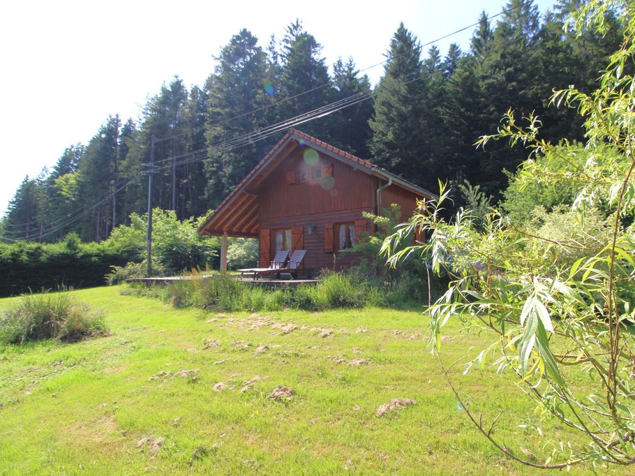 Chalet en bois tout confort aux Rouges-Eaux – Nature, jardin, randonnées Vosges