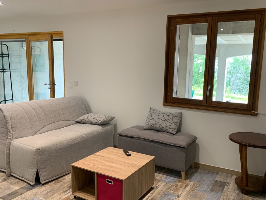 Gîte de Chassin coin salon - télévision