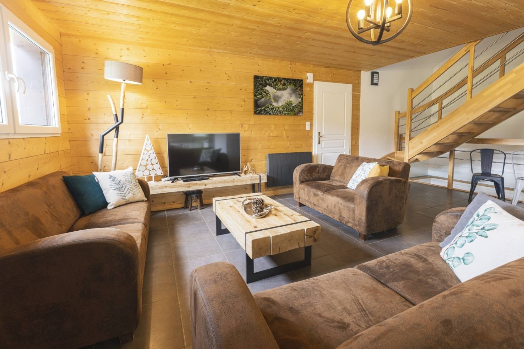 Living room – Chalet Emma, with views of Gérardmer and its lake