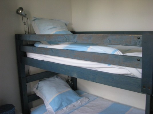 les lits de la petite chambre