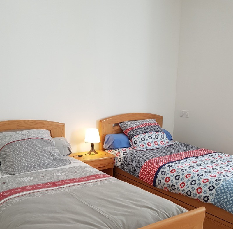 Chambre pour 2 personnes (2 lits 90 x 200 cm)