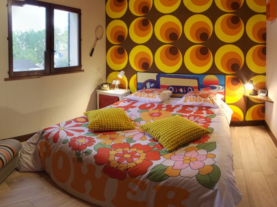 First floor, Pop bedroom, 160 bed