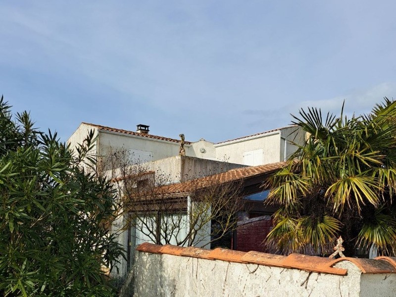 Maison familiale pour 6 personnes, avec jardin clos et garage, proche de la plage à pieds, St Denis d'Oléron, ile d'Oléron, en Charente maritime