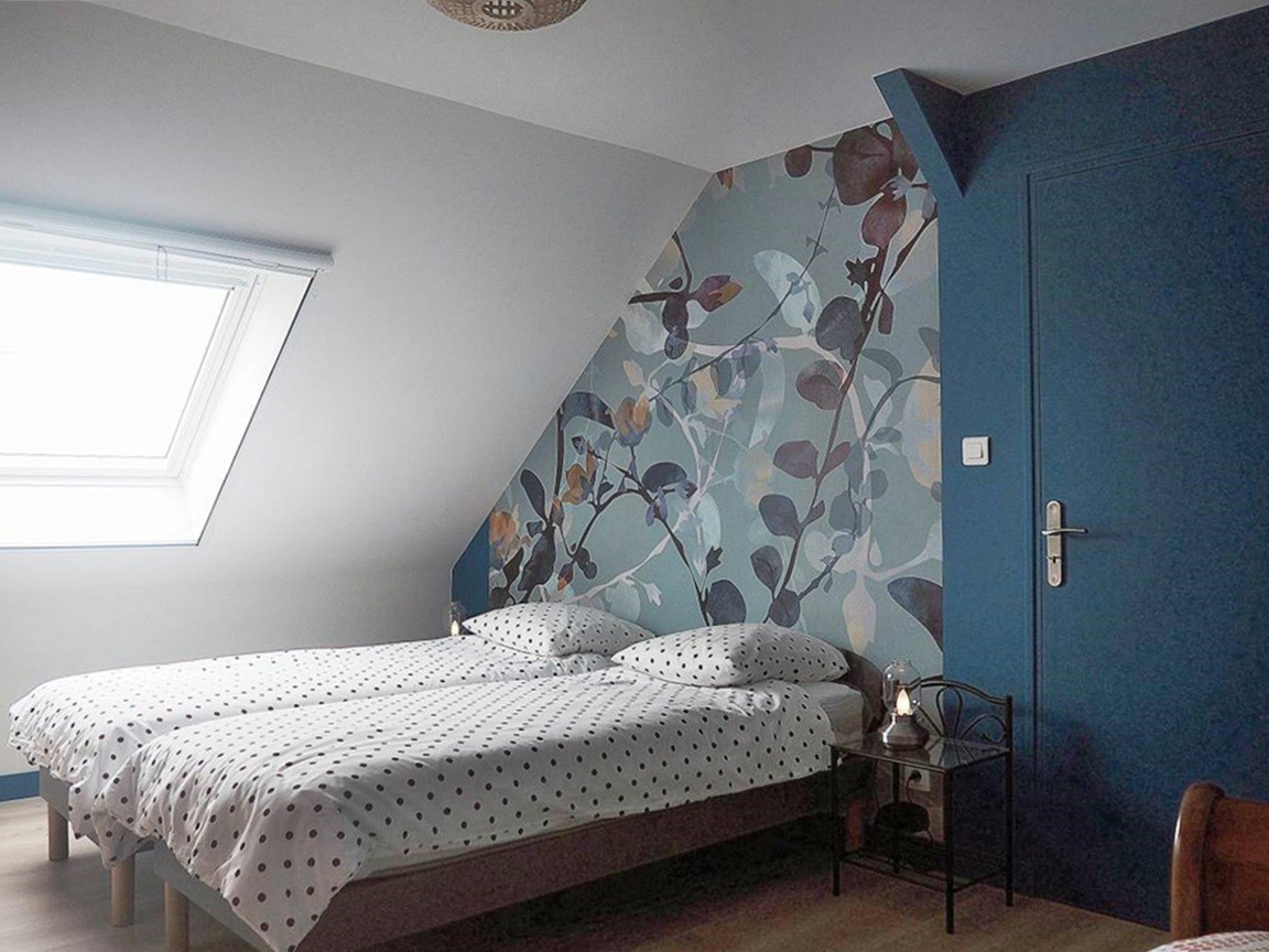 Etage: Chambre 2 avec 2 lits 80 (ou 160) + 1 lit 90