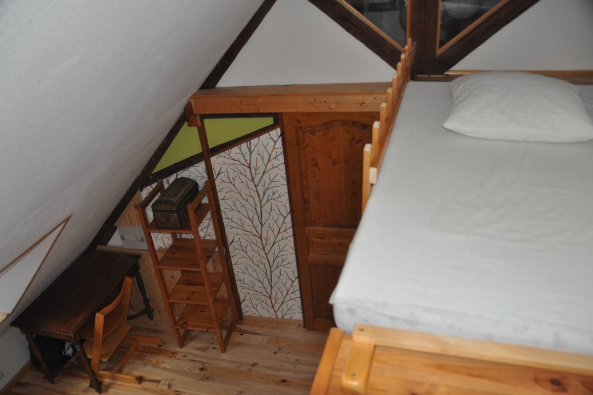 couchage double d'appoint en mezzanine