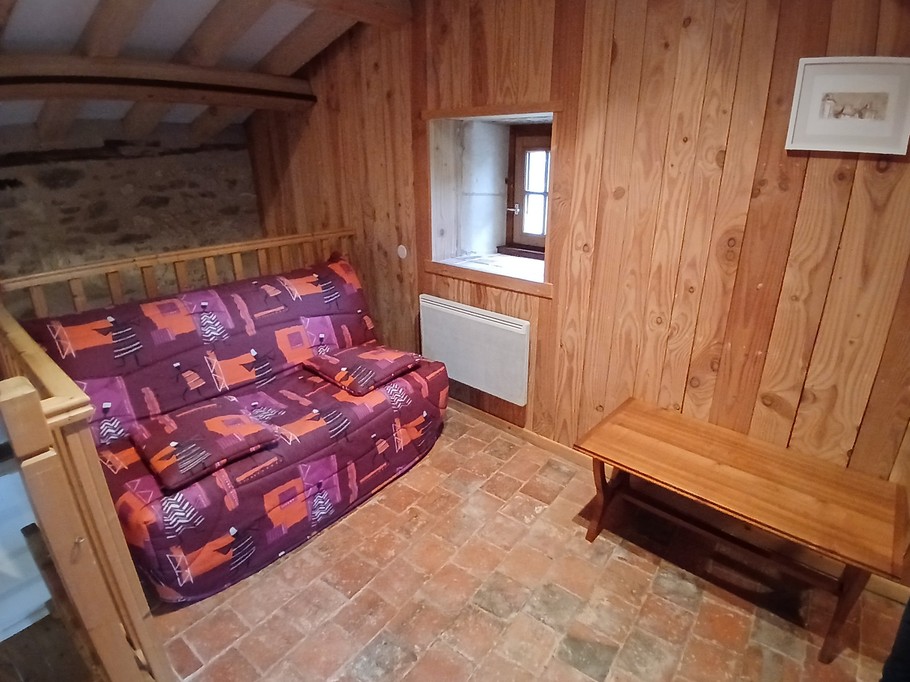 Mezzanine with bed 140 and BZ