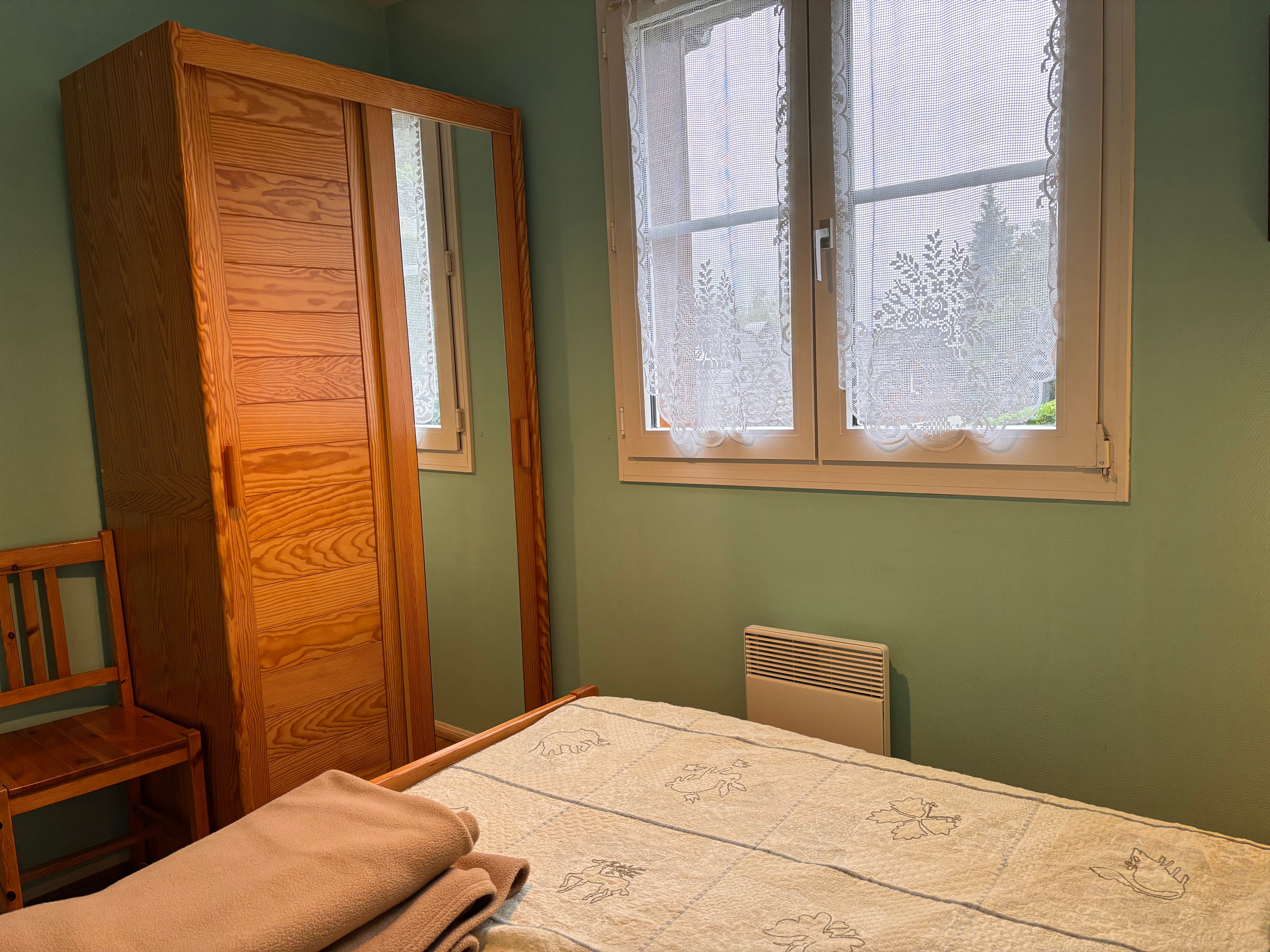 Chambre RDC - Appartement au bord du lac, Gérardmer