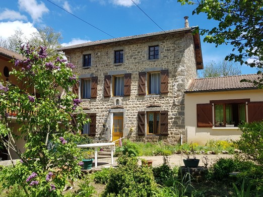 La façade principale du gîte