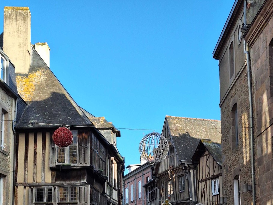 Dinan