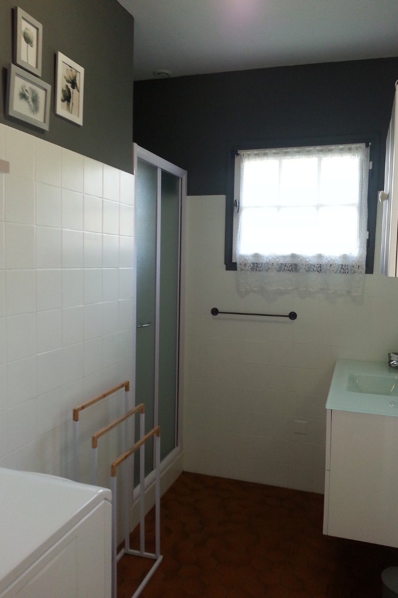 Salle d'eau Gîte la maison de Sarlat 24200 Sarlat la Canéda Clévacances