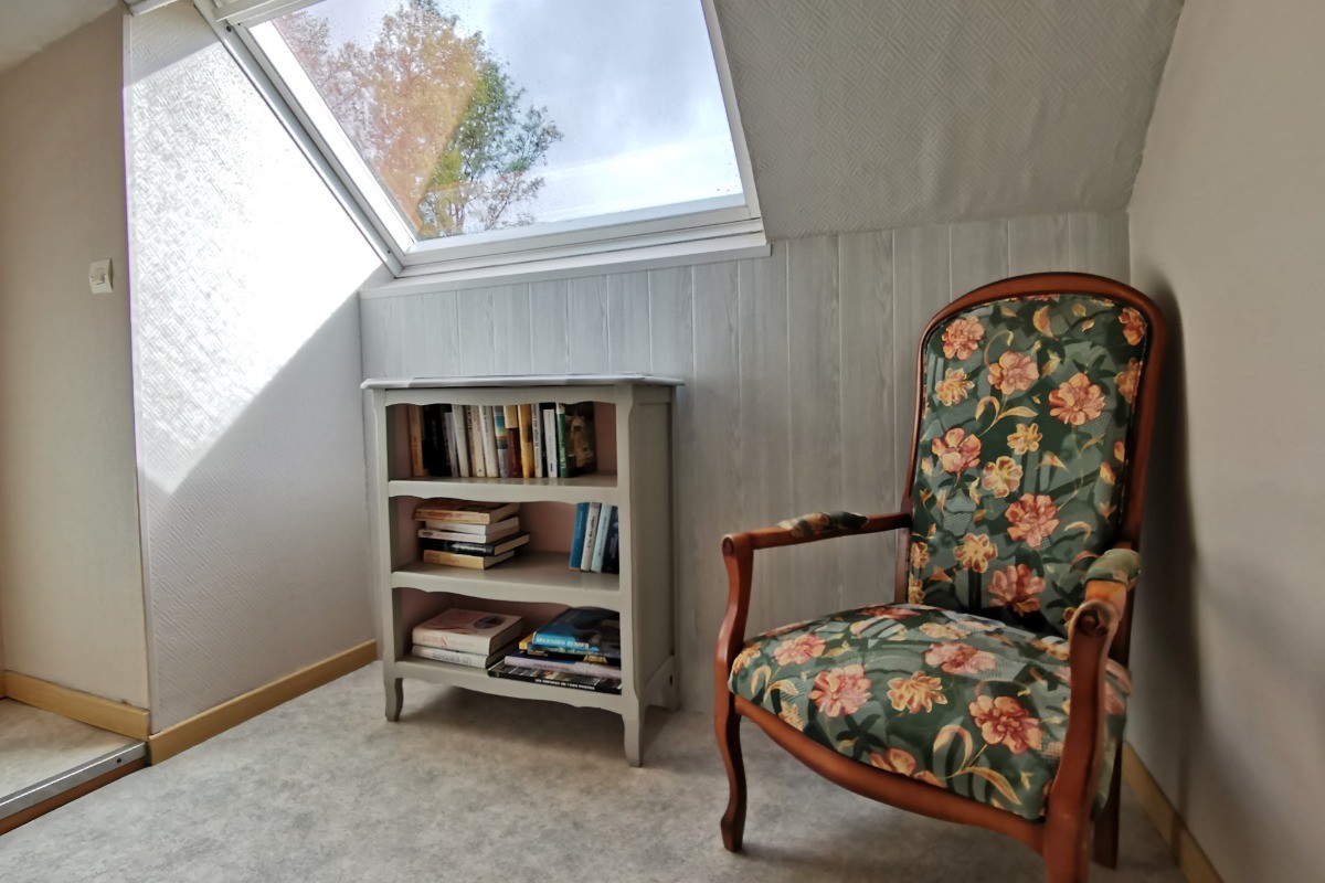 Petite mezzanine entre les 2 chambres