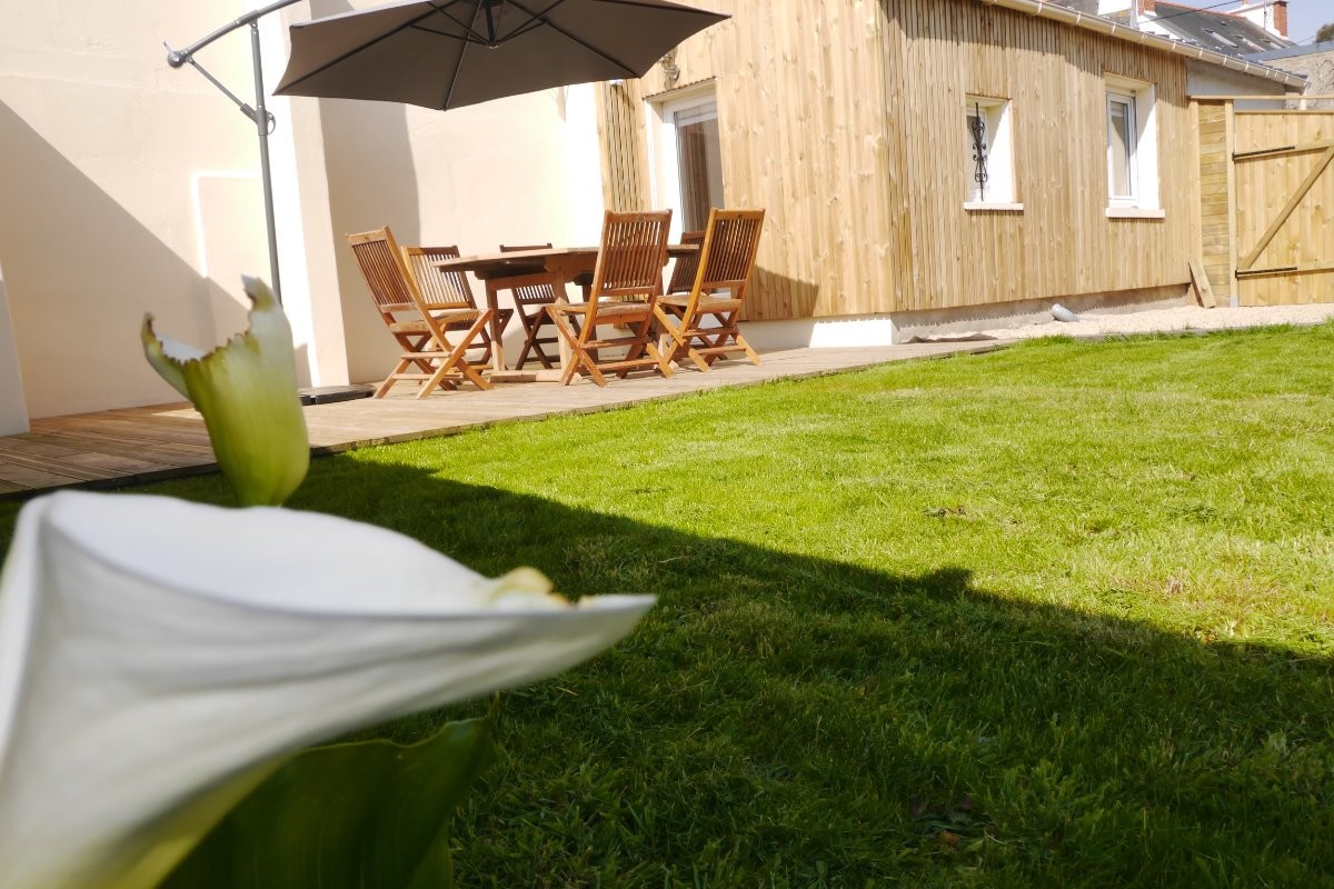 le jardin et la terrasse
