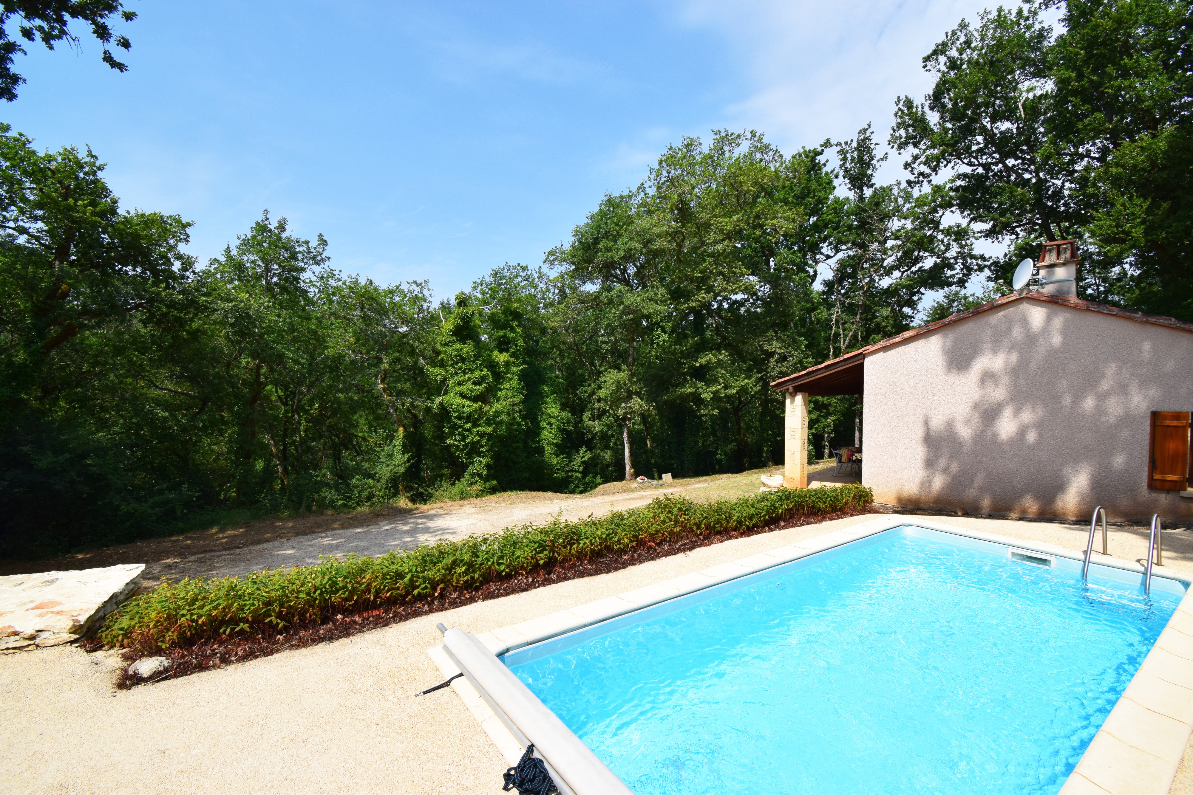 Piscine privée et jardin