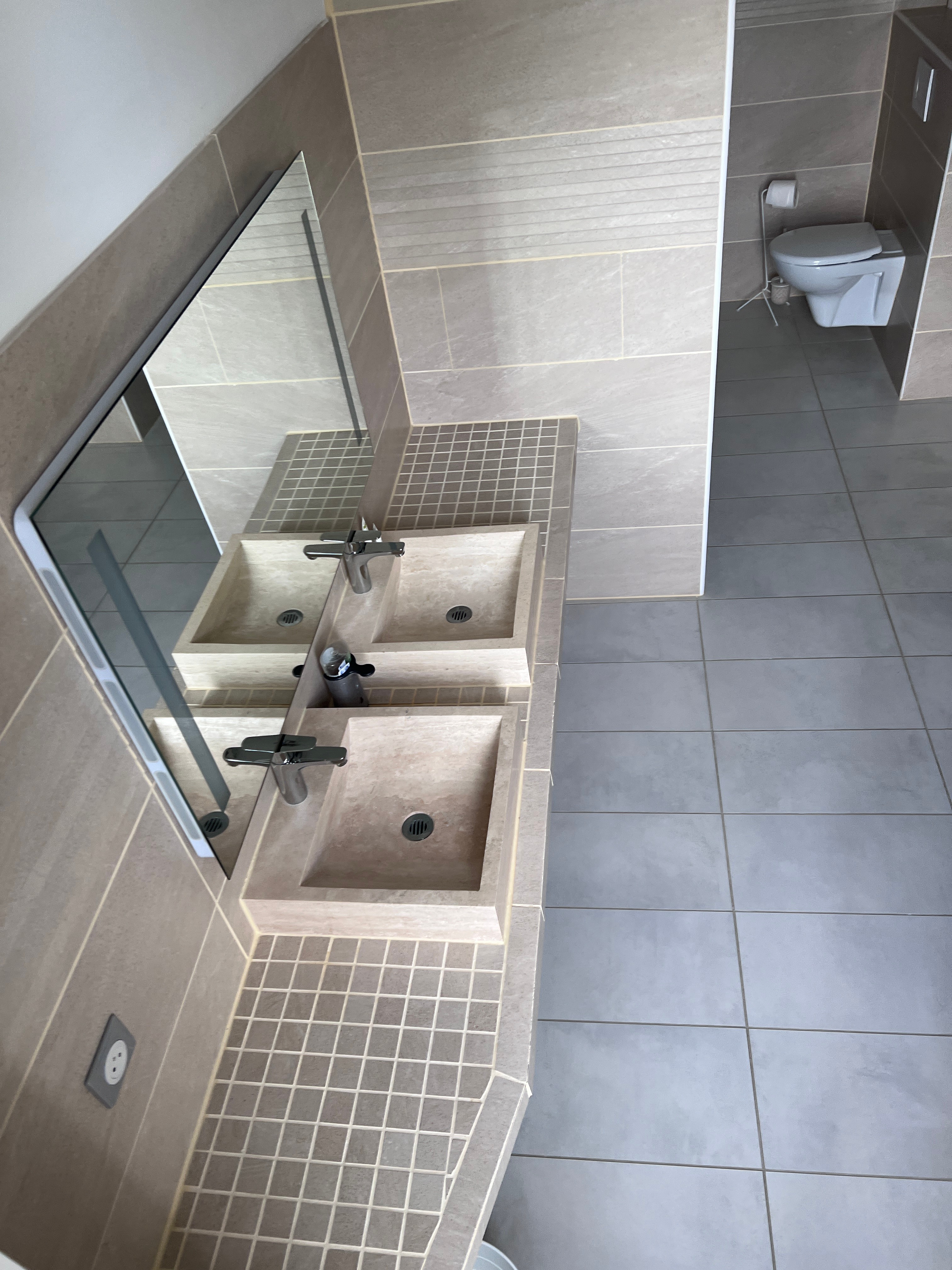 chambre Yves salle d'eau de la chambre Yve