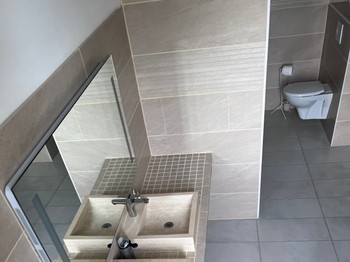 chambre Yves salle d'eau de la chambre Yve