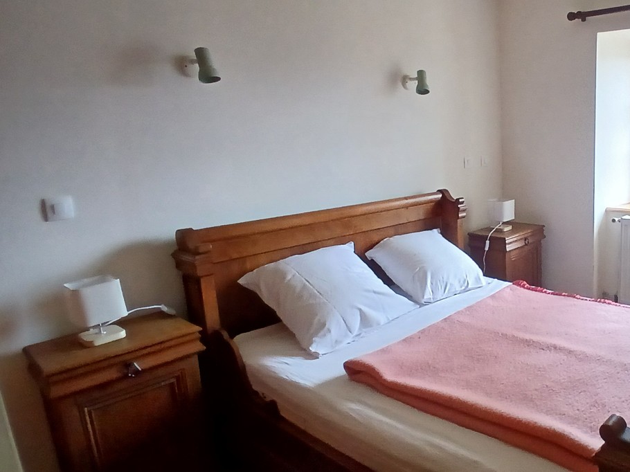 Gîte "Les Bannes", Saint Sauves d'Auvergne : The bedroom