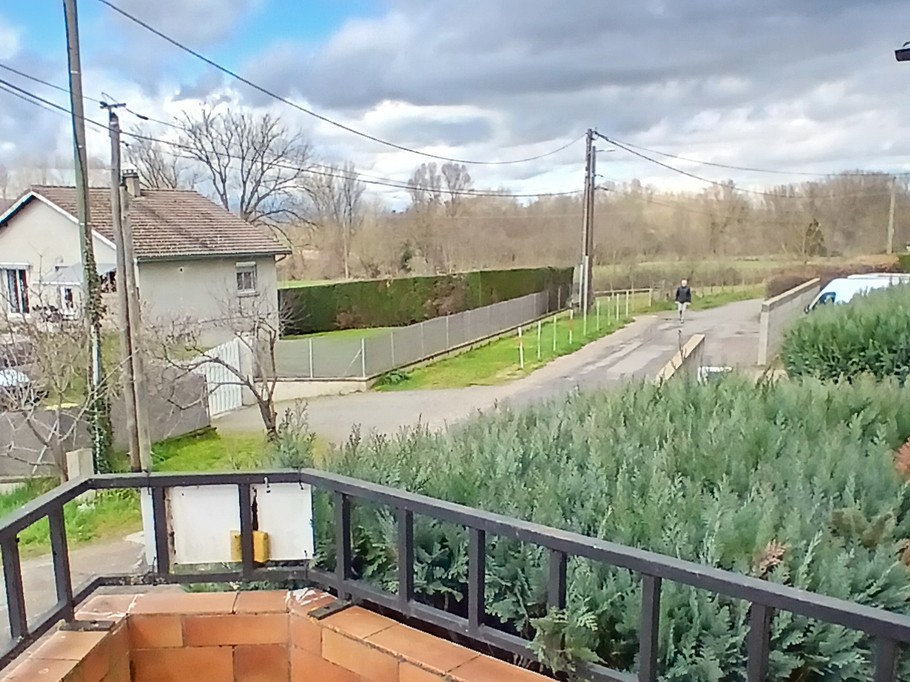 La Maison Triange, appartement 2 à 4 personnes, Montrond les Bains - Terrassel