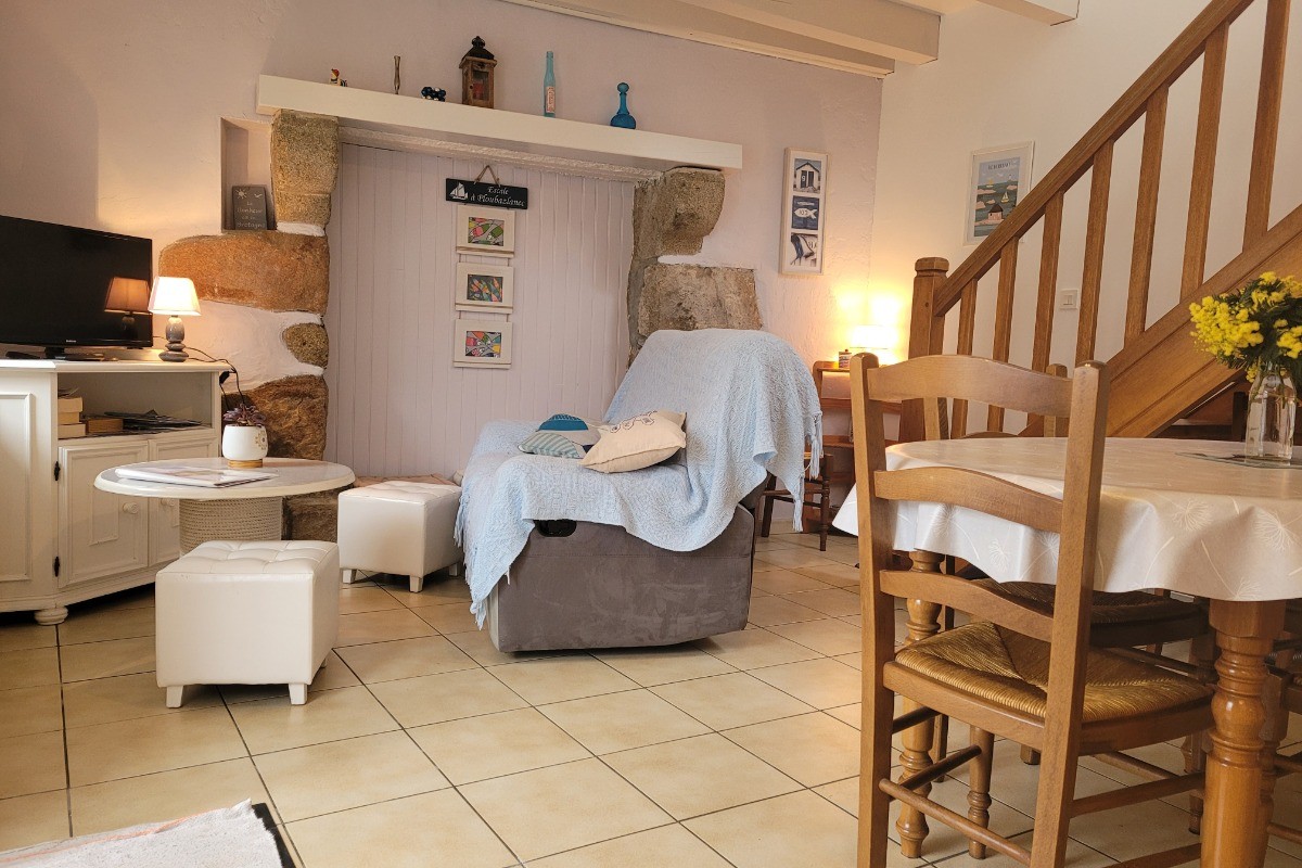 Location, La longère, Armelle Lec'hvien, Ploubazlanec, séjour-salon