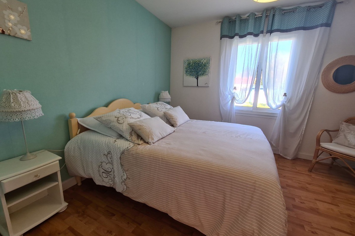 Chambre rez de chaussée Fleur de rocaille