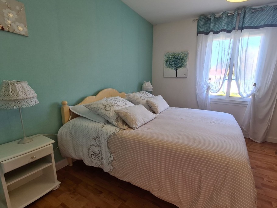 Chambre rez de chaussée Fleur de rocaille