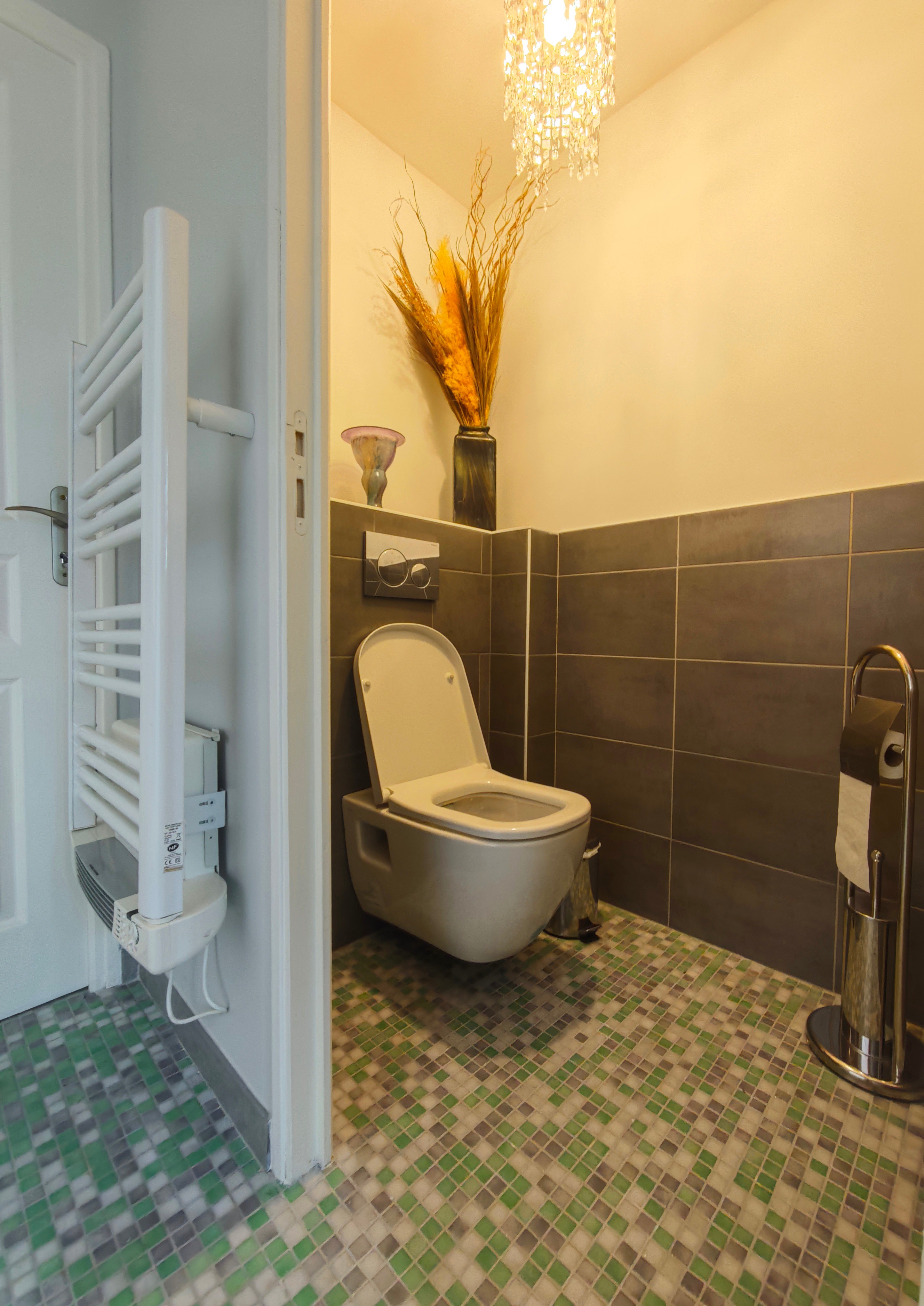 Sèche serviettes/WC - Suite Estivale