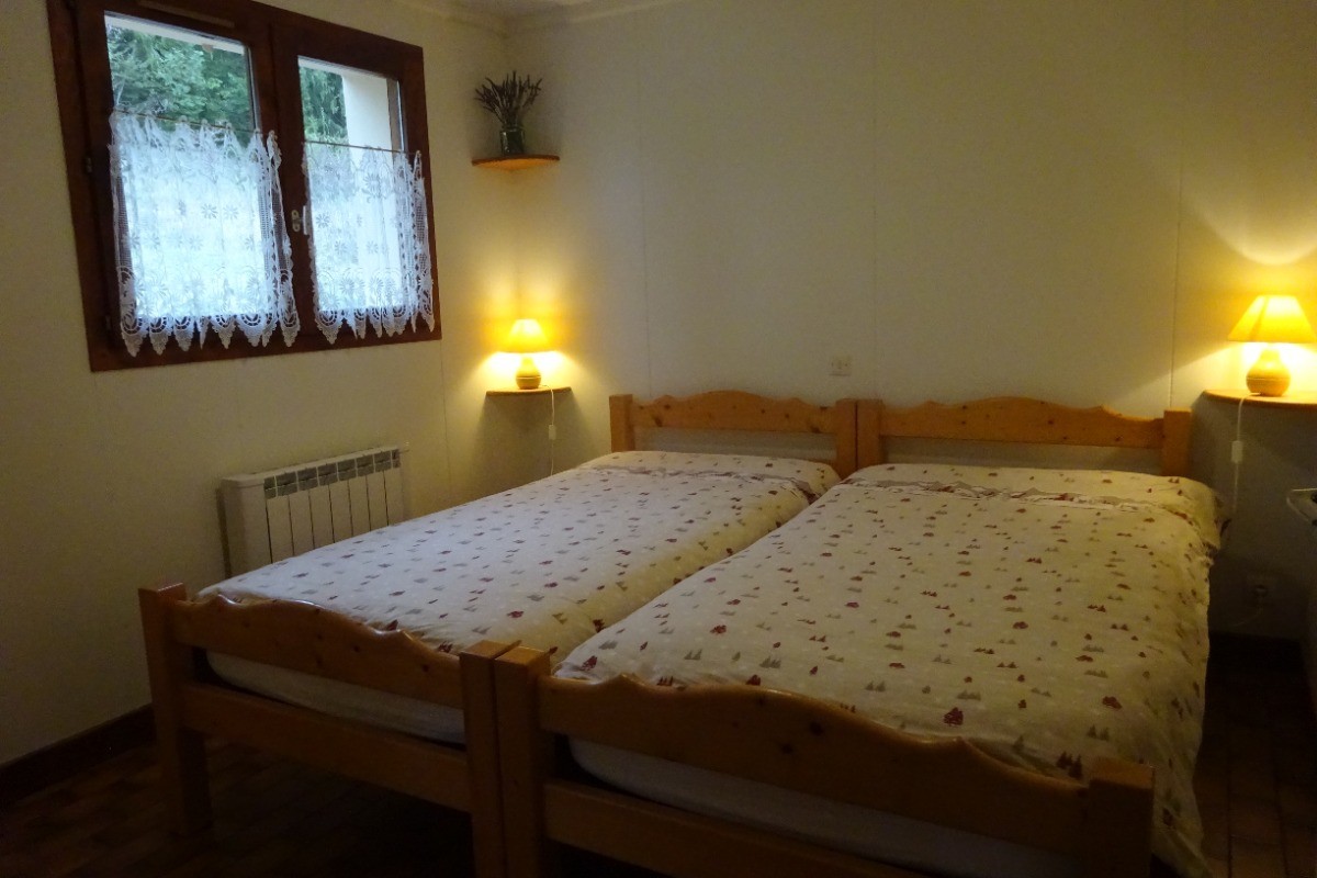 Chalet au pied des piste Jura - chambre double