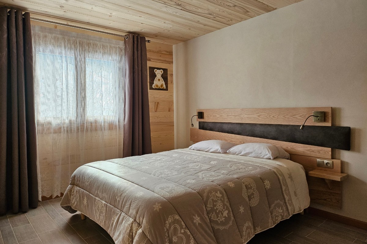 Chambre 2 - lit double + 2 lits superposés