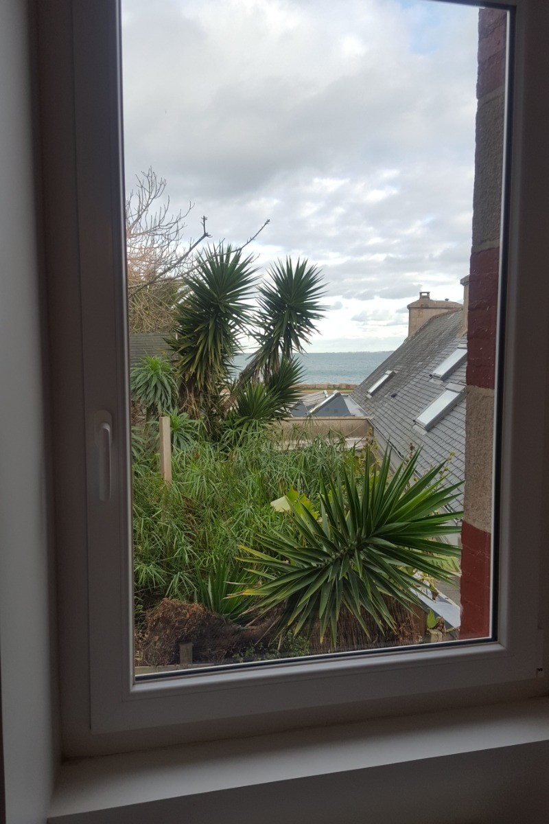 Vue fenêtre chambre 2