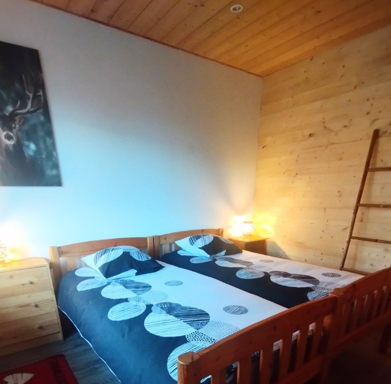 Chambre à coucher 1