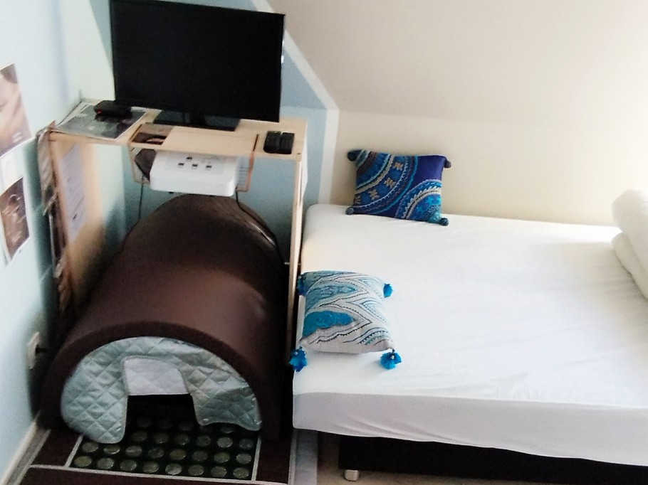 Chambre 2 lits et le sauna aux pierres de jade et infrarouges