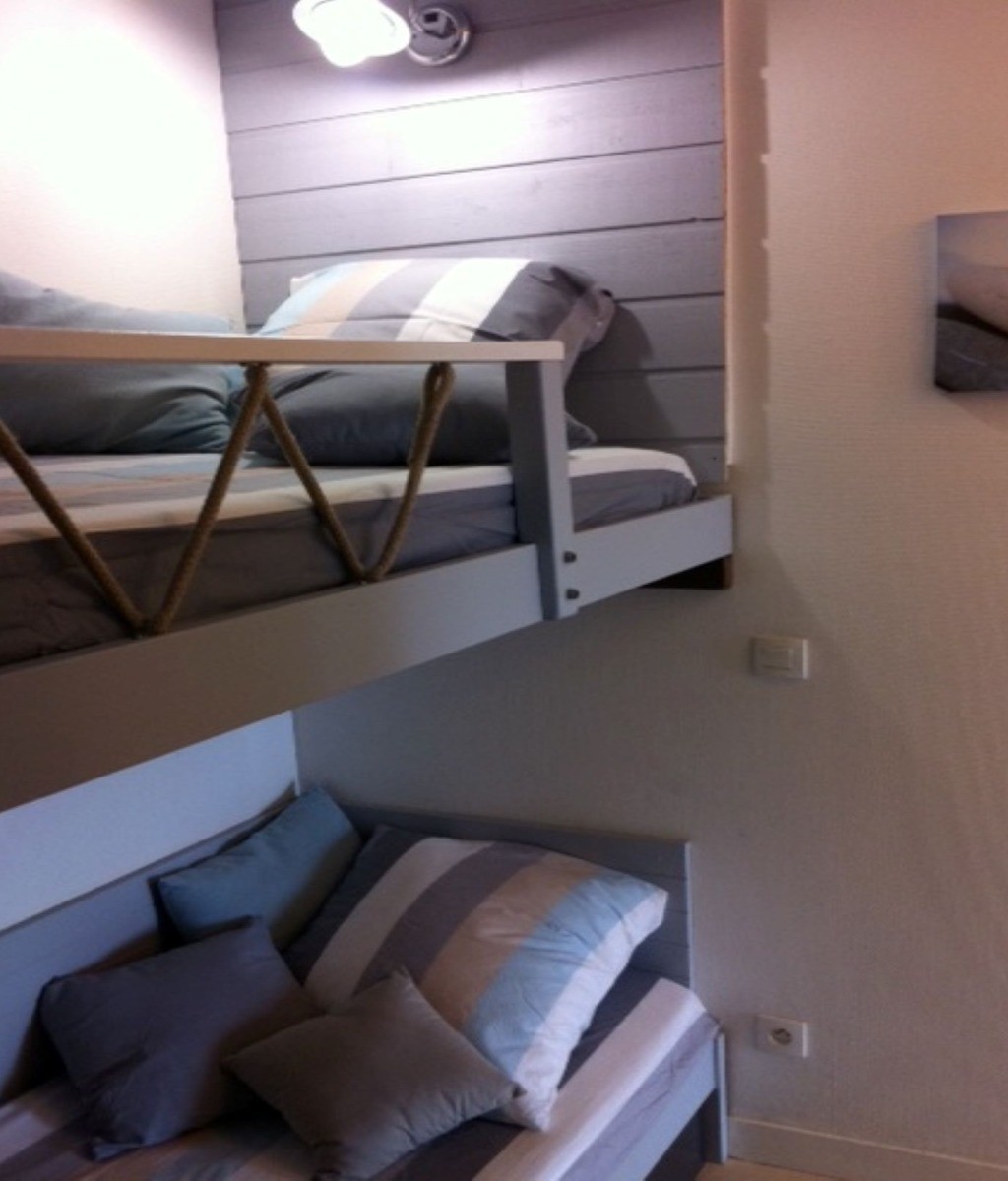 Location 4 personnes, proche mer, Trevou Tréguignec, chambre - Le bihan