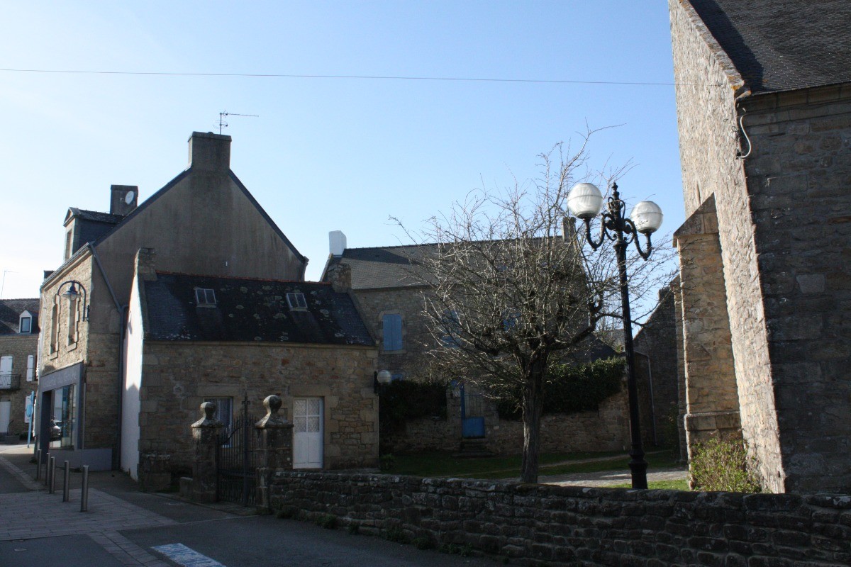 le bourg de Locmariaquer