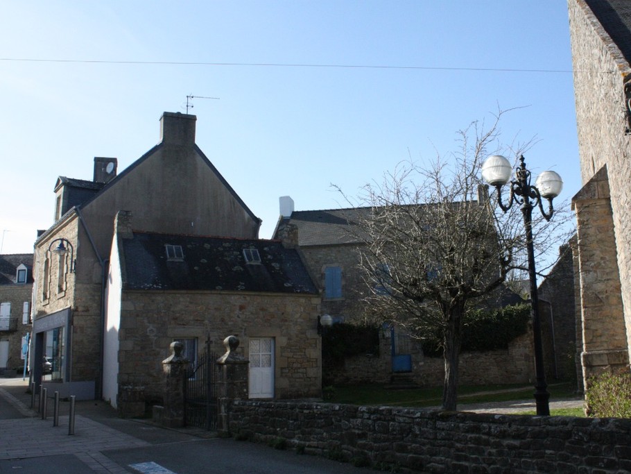 le bourg de Locmariaquer