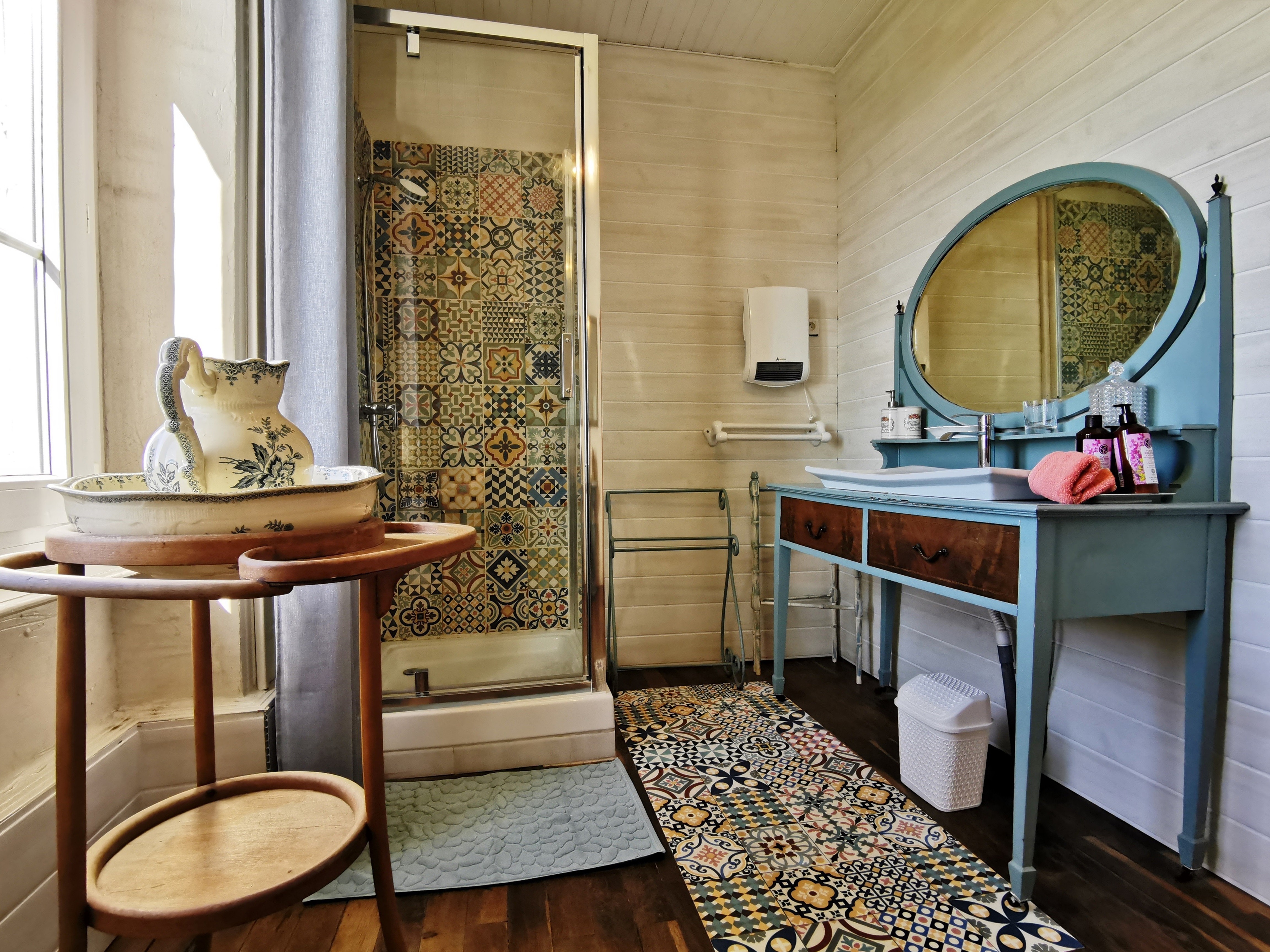 Etage 1: salle d'eau 1 avec WC