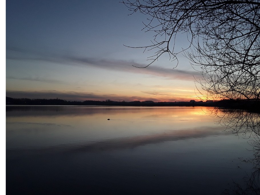 coucher de soleil sur le lac