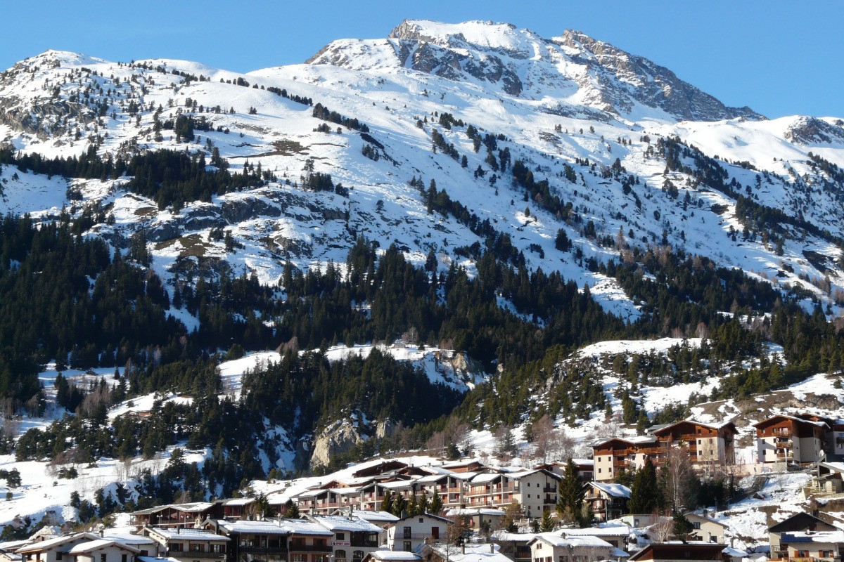 Le Rateau d'Aussois et la Pointe de l'Échelle (3422m), vus de l'appartement