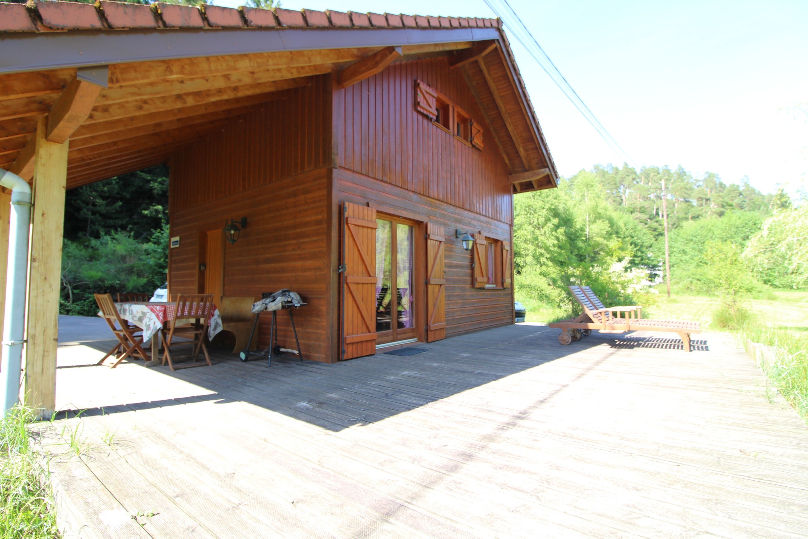 Terrasse - Chalet en bois tout confort aux Rouges-Eaux – Nature, jardin, randonnées Vosges