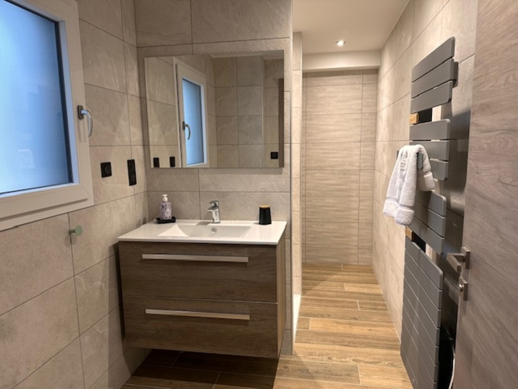 Salle d'eau - Chalet Plume d'eau