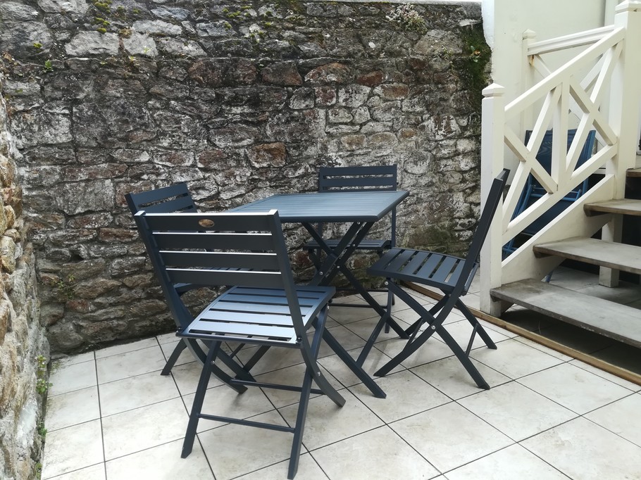 Terrasse à l'arrière de la maison