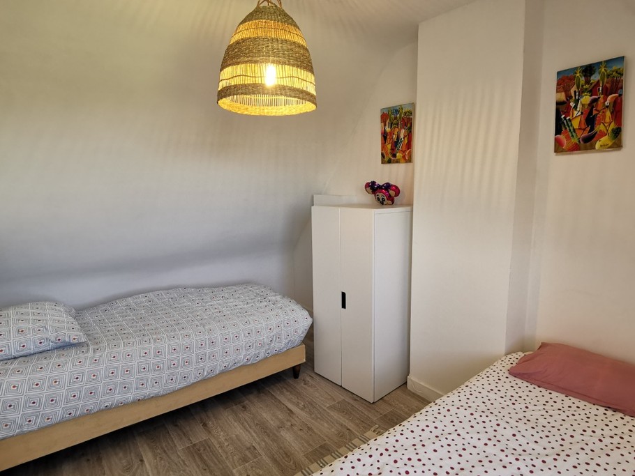 Chambre 2 avec 2 lit de 90